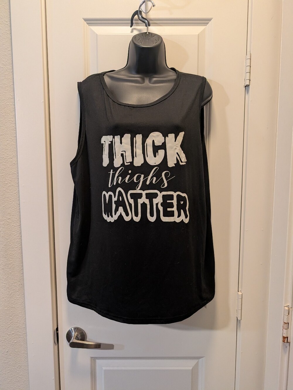 Plus Size Graphic Tank